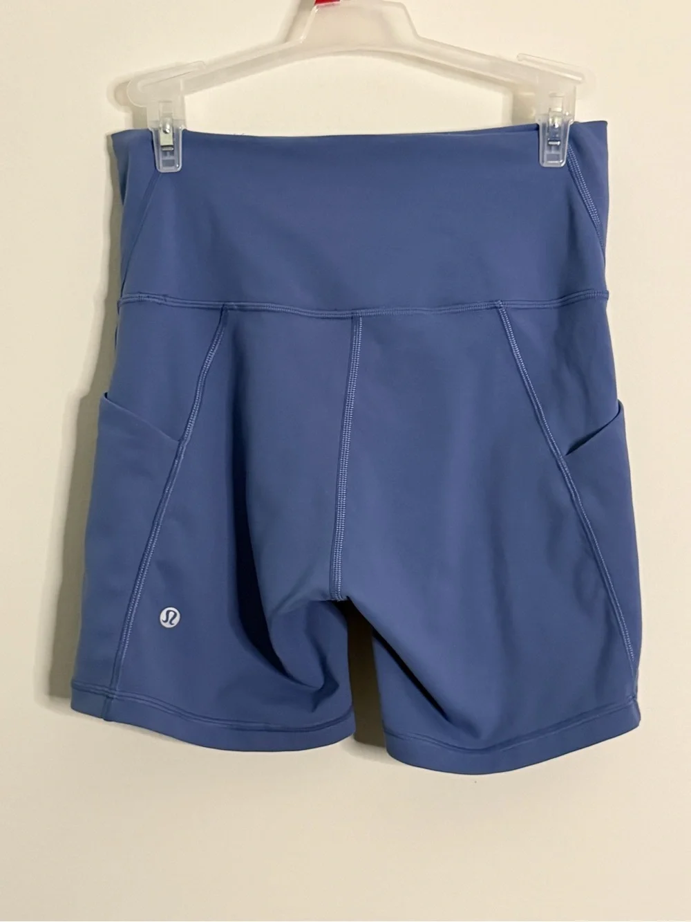 {Lululemon}-Size 4-High-Rise Performance Women's Shorts in Dusty Blue - Picture 2 of 2